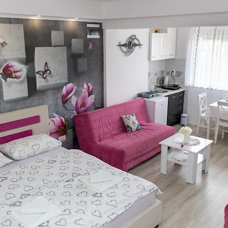 Apartmani Hm Τρέμπινιε Εξωτερικό φωτογραφία